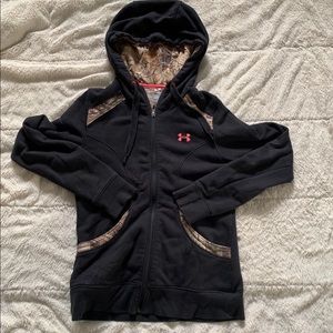 Camo under armor zip up hoodie